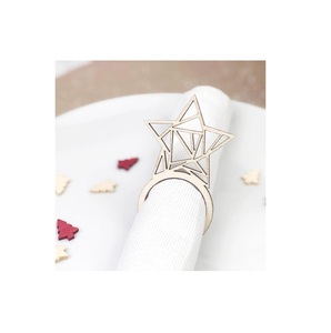 Décoratif pour la maison et la table de mariage Rond de serviette en vrac bon marché Rond de serviette en spirale Anneaux de serviette en or monogrammés - Product Image 4