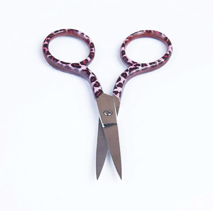 Pakistán Fabricación Papel Recubierto Manicura Cuidado de las uñas Tijera Recto Alemán Acero inoxidable Uñas Cutícula Tijera - Product Image 1