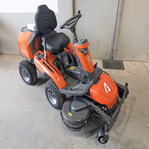 Vente en gros de tondeuse à gazon Husqvarna R 316TsX AWD, tracteur à quatre roues motrices, meilleure qualité, directement de l'usine, efficace et fiable - Product Image 1