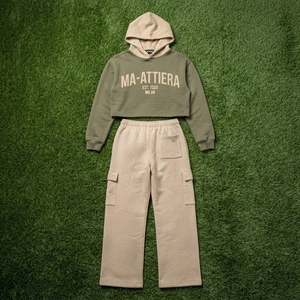 Ensemble jogging cargo à capuche court pour femme, personnalisé, en molleton de coton, color block vert olive et beige, style streetwear, OEM, vente en gros - Product Image 5