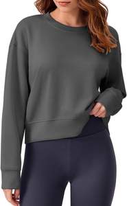 Sudadera informal con capucha recortada de algodón 100% rojo para mujer con diseño de doble cremallera Servicio OEM disponible Hecho en Pakistán - Product Image 4