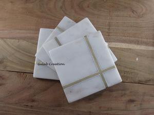 Lot de 4 sous-verres en marbre blanc avec incrustation élégante en laiton Ensemble de sous-verres décoratifs faits à la main pour table à manger et décoration intérieure - Product Image 4