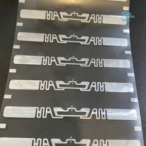 Etiqueta adhesiva UHF RFID tamaño 100x22 mm, tamaño de la antena 95x8 mm, chip 7U, hecho en Vietnam, personalizable para inventario y stock - Product Image 1