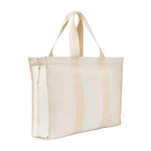 Cream Ultimate Large Duffle | Votre compagnon de voyage tout-en-un - Product Image 3