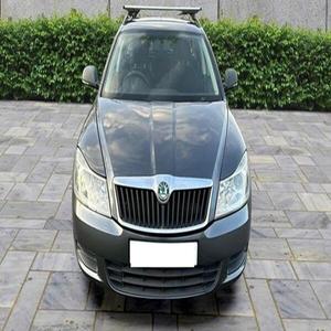 SKODA OCTAVIA 1.6 2009 USADO, Volante a la Izquierda/Derecha - Product Image 1