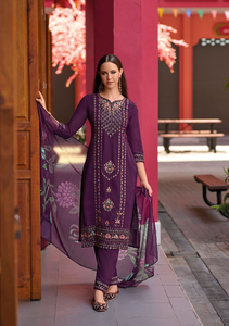 Trendy Light Rayon Kurti Set con hilo antiarrugas y trabajo hecho a mano para chicas de oficina con Organza Dupatta Viscose Work - Product Image 4
