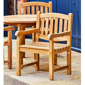 Chaise de jardin avec accoudoirs en teck américain, fabriquée en Indonésie, meubles en bois massif - Product Image 1