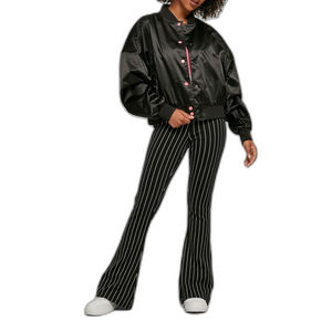 Gran oferta de chaqueta Bomber cálida de invierno de manga larga para mujer, proveedor directo de fábrica, chaqueta Bomber ligera de diseño personalizado para mujer - Product Image 2