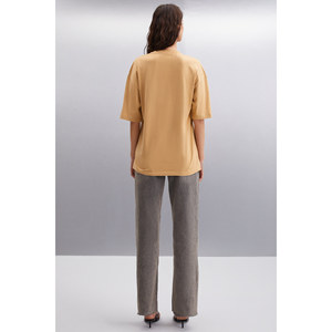 T-shirt à col rond surdimensionné imprimé City Tema en coton biologique 100% pour femmes ETHIQUET MALIKA - Product Image 6