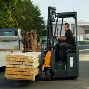 Achetez des chariots élévateurs diesel d'occasion robustes de 2 à 5 tonnes en stock pour une livraison immédiate Camions de qualité supérieure - Product Image 1