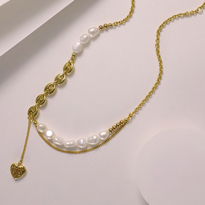 Collier en cuivre avec pendentif en perle baroque en forme de cœur Jeulia - Product Image 2