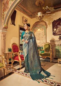 El último diseñador Soft Silk Zari Weaving Border Saree de Fab Zone - Product Image 3