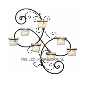 Pot à bougie unique et décoratif en forme d'oiseau volant, en métal et béton, pour la décoration de la maison ou du bureau, avec 5 supports à bougies chauffe-plat en verre. - Product Image 4