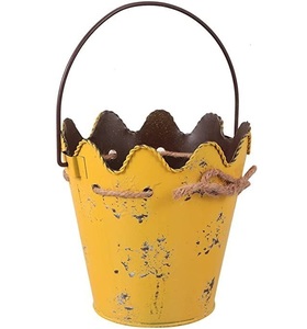 Maceta de metal de color antiguo contemporánea de estilo americano construida magistralmente de hierro para la ornamentación del hogar y el jardín - Product Image 1