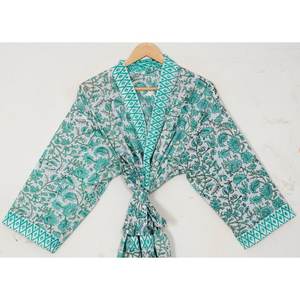 Kimono de algodón ligero Nature's Charm para mujer, estampados florales para el verano Lovin' Spring Awakening, Kimono de algodón fresco para otoño - Product Image 6