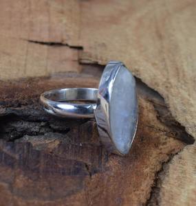 Anillo hecho a mano 925 Plata de Ley sólida Anillo de diseño de la mejor calidad Fuego azul natural Arco Iris Piedra lunar 925 Sello Joyería hecha a mano - Product Image 3