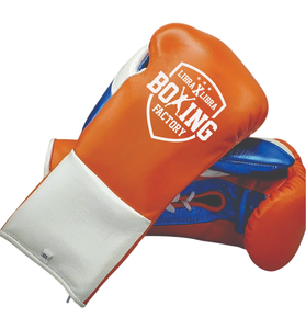 Vente en gros Gants de MMA professionnels en cuir de vachette Gants de boxe à lacets personnalisés dans les tailles 8oz 10oz 12oz 14oz - Product Image 3