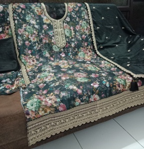 Vêtements ethniques à la mode de qualité supérieure Chinon Salwar costume séquence broderie travail et numérique imprimé femme à bas prix - Product Image 5