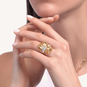 Elegant Rose Gold Diamond <b>Statement</b> <b>Ring</b> with Unique Fan Shaped Design - Product Image 3
