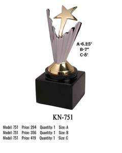 Suministro directo de fábrica Aluminio pulido Trofeo ecológico Grabado Impresión UV para premios de excelencia deportiva Estilo deportivo - Product Image 2