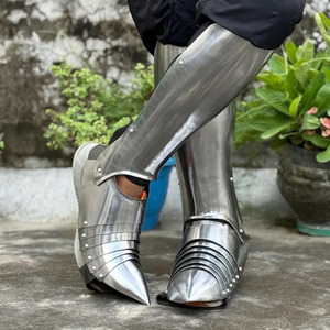 Trận chiến sẵn sàng Gothic Knight Leg <span class=keywords><strong>Armor</strong></span> thép Greaves đánh bóng cho larp lễ hội & Fantasy Enthusiast <span class=keywords><strong>Armor</strong></span> - Product Image 1