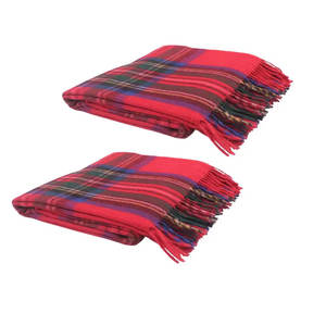 Manta Royal Stewart suave y elegante Comodidad y calidez de lujo para cada temporada - Product Image 1