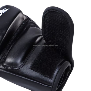 Guantes de MMA de Cuero Personalizados, Transpirables, Antideslizantes, Sostenibles, Ligeros, de Medio Dedo, con Correa de Muñeca Ajustable, para Entrenamiento, Lucha y Boxeo - Product Image 5