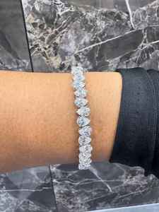 สร้อยข้อมือเงินแท้ 925 คุณภาพสูง ประดับเพชรโมอิสซาไนต์ รูปใบโคลเวอร์ ดีไซน์คลาสสิก สวยหรู เหมาะสำหรับผู้หญิง เป็นของขวัญสุดพิเศษ - Product Image 6