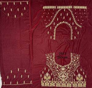 Hermoso trabajo sobrio nupcial Lehenga Choli con Dupatta bordado pesado para Bodas de invierno - Product Image 2