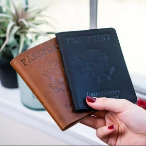 YWCE portefeuille de voyage de luxe en cuir véritable personnalisé RFID bloquant les imprimés d'animaux écologique porte-passeport organisateur crédit - Product Image 1
