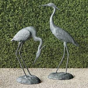 Sculpture d'animal rustique décorative en fer avec des textures antiques finies à la main parfaites pour les patios, les jardins et les accents extérieurs - Product Image 3