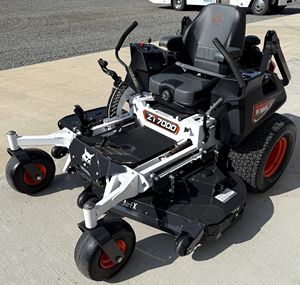 Tracteur de tondeuse à gazon ZS4000 de qualité industrielle et ZT6000 ZT6100 ZERO TON B CAT avec options 48V et 36V - Product Image 6