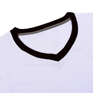 เสื้ออเมริกันฟุตบอลแบบซับลิเมชั่น ผ้าโพลีเอสเตอร์ 100% ระบายอากาศ แห้งเร็ว ทำเองได้ - Product Image 3