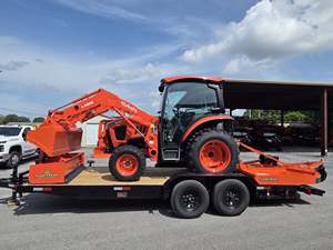 Tracteur Kubota L3770 avec chargeur frontal rouge 4x4, équipement agricole - Product Image 6