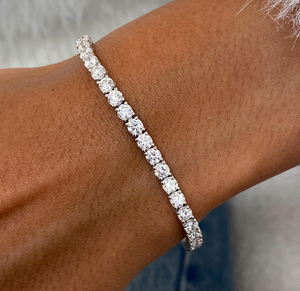 Pulsera de Diamantes de Moissanita de Lujo para Mujer con un Brillo Impresionante y un Ajuste Cómodo, Perfecta para Uso Diario, de la India - Product Image 3