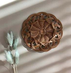 Posavasos con Diseño de Girasol, Hechos a Mano con Ratán con Acabado Natural, Perfectos para el Hogar y la Mesa de la Cocina, Juego de 2 Utensilios de Cocina - Product Image 4