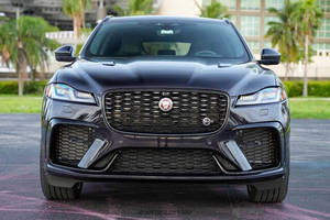 Pristine Clean 2023 JA-guar F-PACE - Product Image 5