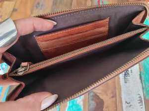 Un conjunto de cartera y embrague de cuero occidental al por mayor, un conjunto protegido con RFID de estilo vintage para mujer - Product Image 3