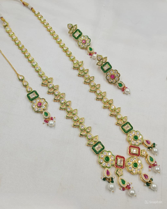 Fleur élégante indienne fantaisie traditionnelle Kundan ton or Kundan perle Long collier boucle d'oreille ensemble avec Mangtikka femmes et fille - Product Image 1