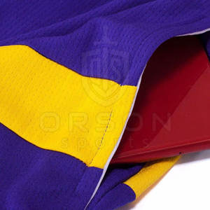 Uniforme de basket-ball pour hommes de haute qualité personnalisé ensembles respirants de grande taille pour les sports d'été peu coûteux fabriqué au Pakistan - Product Image 4