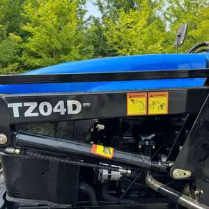Tractor de Ruedas SNH704 de 70HP con Pala Frontal, 4x4, Maquinaria Agrícola Holandesa, Tractores Usados - Product Image 5