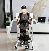 Exosquelette robotisé électrique à double vitesse réglable pour la marche et la position debout assistées, avec capacité de levage.