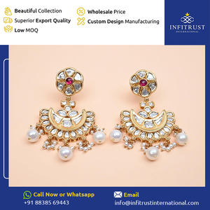 Exportateur mondial vendant des boucles d'oreilles pendantes à fleurs Polki en argent sterling 925 de qualité supérieure avec des formes finies au prix de gros - Product Image 2