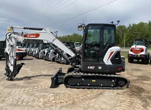 Nouveau pour excavatrice E60 de 5 à 6 tonnes avec vérins hydrauliques Hitachi pour pompe hydraulique, moteur, boîte de vitesses, pompe et roulement - Product Image 3