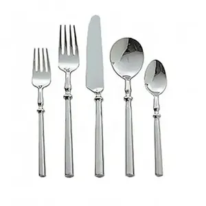 ชุดช้อนส้อมสแตนเลสที่มีด้ามจับชุบทองเหมาะสำหรับงานแต่งงานเครื่องใช้บนโต๊ะอาหารที่หรูหราและใช้รับประทานอาหารในโอกาสพิเศษ - Product Image 6