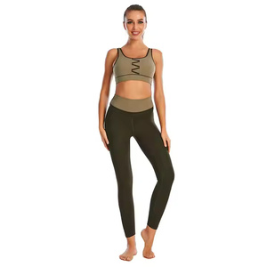 Ensemble de vêtements de sport professionnels personnalisés pour femmes haut de gymnastique et pantalon de yoga à motif imprimé vente en gros directe du fabricant - Product Image 2