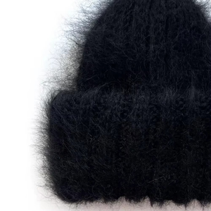 Bonnets d'hiver chauds et confortables en mohair élastique Fabricant de bonnets Logo personnalisé Haute qualité 2025 Nouveau style de bonnets en fourrure - Product Image 6