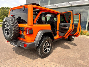 Voiture d'occasion de qualité à prix abordable, Jeep Wrangler Rubicon 2.0T automatique 4 portes, conduite à droite, modèle 2026 - Product Image 6