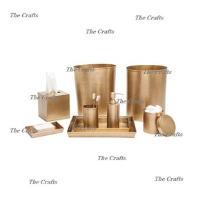 Ensemble de six accessoires de salle de bain en acier inoxydable martelé, différentes tailles - Product Image 6