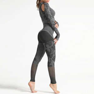 Conjunto de Leggings Deportivos de Cintura Alta y Secado Rápido de la Mejor Calidad, Ropa Deportiva para Mujer para Gimnasio y Uso al Aire Libre, Color Sólido, Gran Venta - Product Image 3